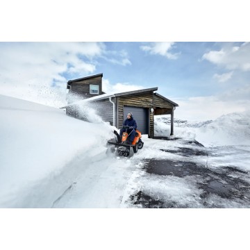 Садовый трактор-райдер HUSQVARNA R 320XAWD (9678473‑01)